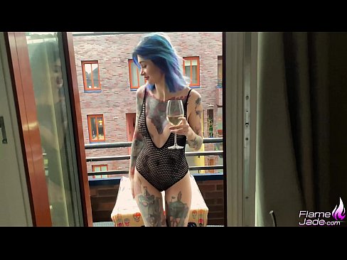 ❤️ Tremenda nena chupando dun trago e fodendo apaixonadamente baixo o ceo aberto Porno a nós gl.eviewporn-com.ru ❌️